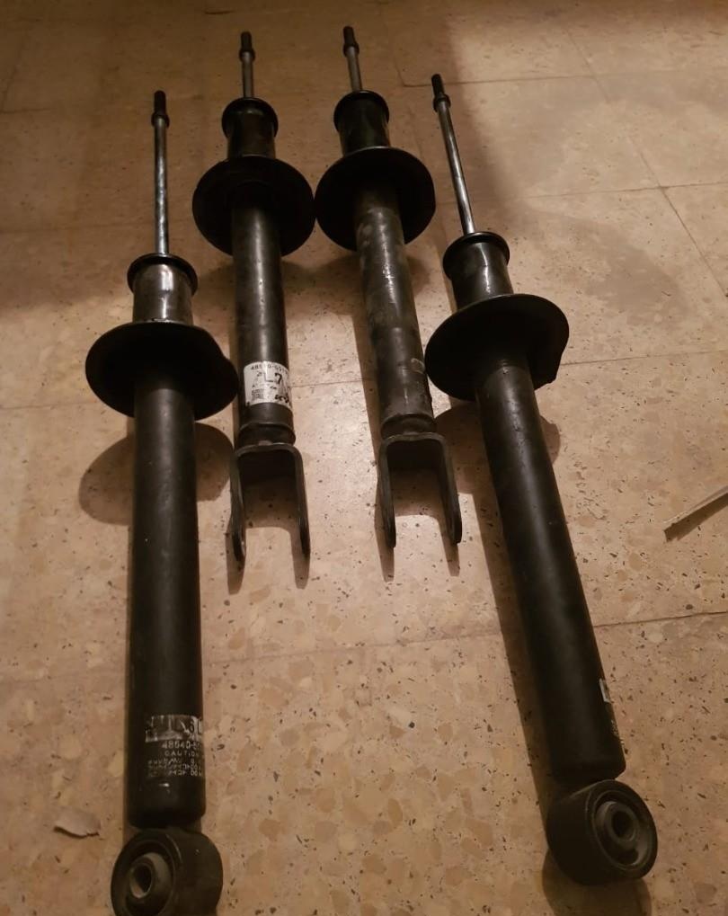 مساعدات اصلية وكالة تشليح لكزس 460 